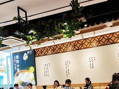 -馋三尺蟹粉小笼(人民广场店)