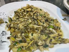 -缘来聚·徽菜名店(黄山宏村店)