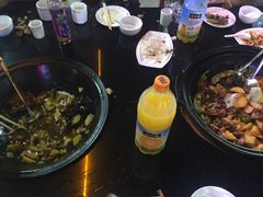 -山妹子铁锅炖