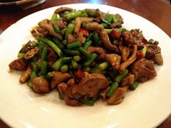 -余杨鸭鸭餐厅