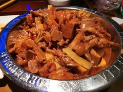 猪蹄煲-胖哥俩肉蟹煲(济南世茂国际广场店)