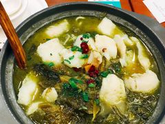 -周鱼小馆石锅酸菜鱼(活力汇店)