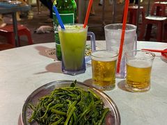 -黄亚华小食店(Jalan Alor)