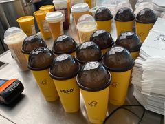 -喜茶(上海北外滩来福士店)
