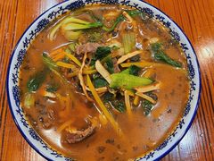 精选酸菜牛腱子面-陈八两面家(华孚写字楼店)