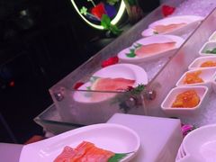 -领鲜活海鲜榴莲自助火锅(东门店)