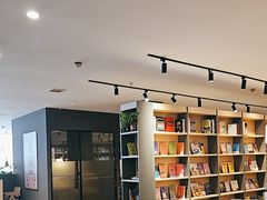 -魔方城市书房(中街益田店)