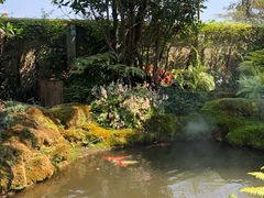 -Chom Cafe and Restaurant