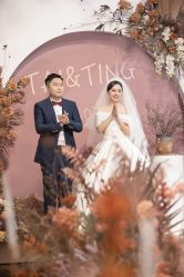 -MECCI婚礼摄影跟拍(红东方广场店)