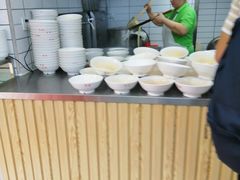 自助调料区-草桥清真牛肉锅贴扁食店