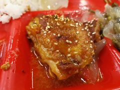 -同济大学本部学苑饮食广场