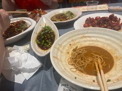 -肥肥虾庄·金牌油焖大虾(杨园滨江时代walk店)