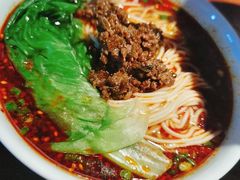 -全牛匠·乐山跷脚牛肉(西单华威约饭街店)
