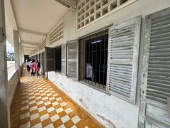 -吐斯廉屠杀博物馆