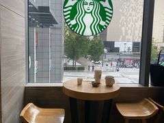 靠窗位-星巴克(杭州大厦C座店)