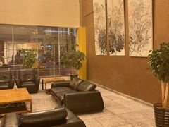 -昆明朗威酒店(昆明站火车站双桥夜市风情街店)