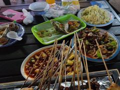 -烤满分·东北烧烤(首经贸店)