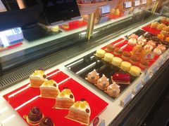 -Salon de The de Joel Robuchon(外滩18号店)