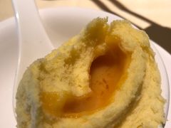 特色流沙包-湛江花园酒店·桃园馆