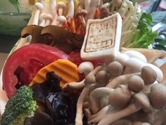 -享月汤皇·海鲜小火锅·聚会(曲江创意谷店)