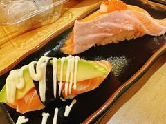 -元祖ぶっち切り寿司 魚心(三宫店)