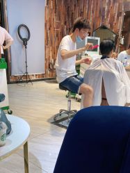 -PE SALON