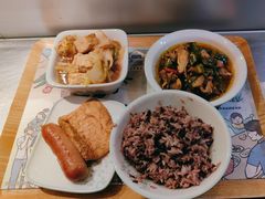 -老乡鸡(上海白玉兰广场店)