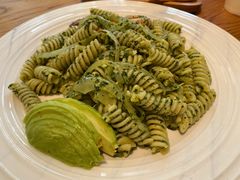 青酱牛油果鲜虾意面-ZEMOCAFE·FUSION FOOD(西交利物浦店)