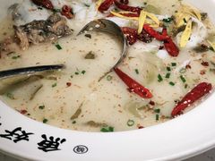 -江渔儿酸菜鱼·拔草餐厅(虎门君乐汇店)