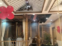 -万重锦·人文川菜馆(骡马市店)