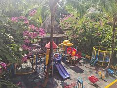 -三亚湾海居铂尔曼度假酒店