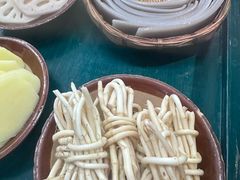 -扎起市井老火锅(乐山总店)