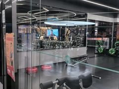 -懒人Club运动健身·运动康复·私教(卓越时代广场店)