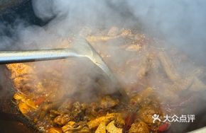 Sauce-Flavored Well Water Firewood Chicken