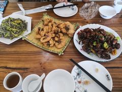 -美顺香食府鱼头老店(雪野湖店)