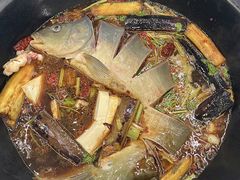 -老渔翁笨锅炖(迎宾路总店)