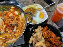 -MI WU FACTORY米屋美食工厂餐厅(绿地店)