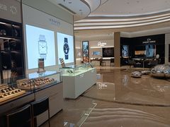 -亨吉利世界名表中心(华润万象城店)