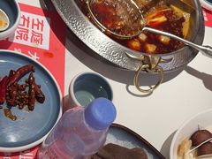 -左庭右院鲜牛肉火锅(金山万达店)