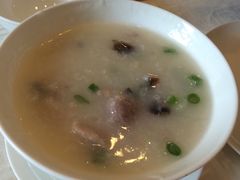 -顺峰海鲜酒楼(省府店)