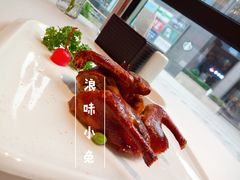 -万龙洲海鲜(大兴绿地缤纷城店)