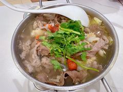 -犇逸·乐山跷脚牛肉·四川现炒(览海店)