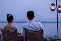 -雪中彩影婚纱摄影·微光艺术中心