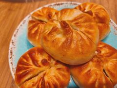 蒙亨烤包-蒙亨·手把肉·蒙古包文化主题餐厅(天恒广场店)