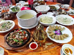 -张家卫·阳江菜·小海鲜(肥婆湾桥店)