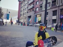 -中旅松花湖滑雪场