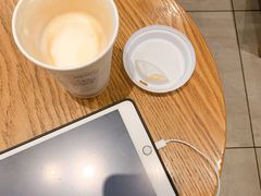 -星巴克(广州百信广场东区店)