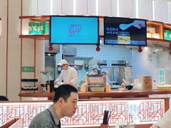 大堂-诚铭记·虾仁汤包·成都小吃(融创店)