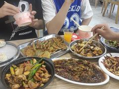 -江城燕子大排档(江汉路步行街店)