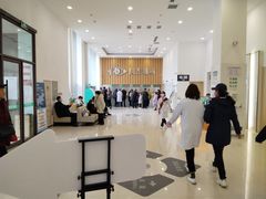 -大连何氏眼科医院